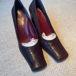 Nine West Elegant Dark Brown Heels